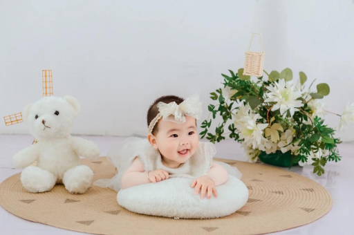 博白宝宝多久会抬头